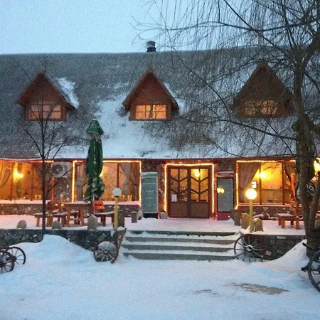 Hanul Vanatorilor Hotel